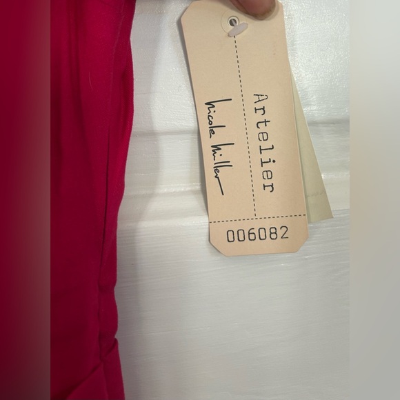 Nicole Miller Atelier Fuchsia Dress, size 10 - Picture 4 of 4